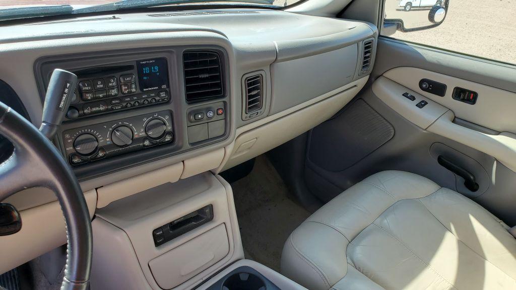 2002 Chevrolet Tahoe LS SUV 4D
