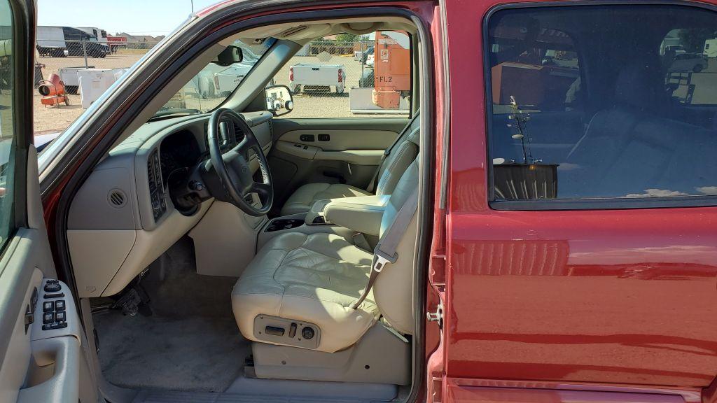 2002 Chevrolet Tahoe LS SUV 4D