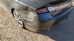 2013 Lincoln MKZ  Sedan 4D