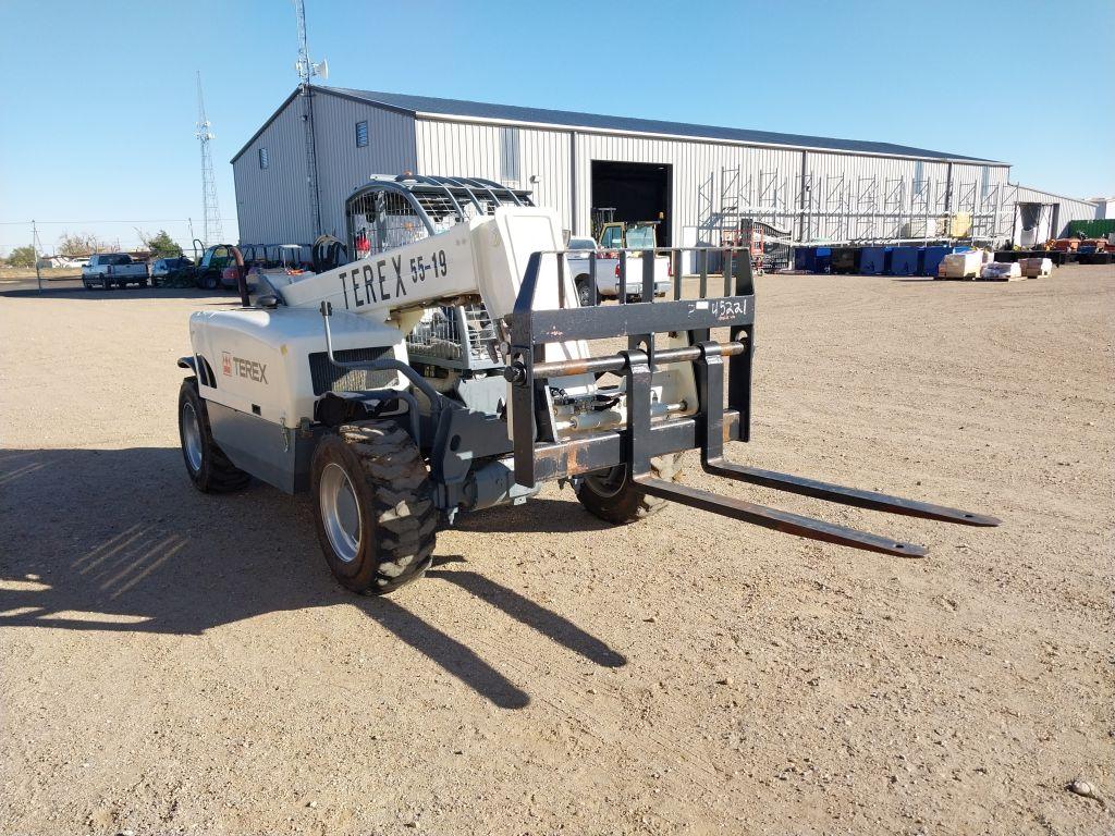 2004 Terex 55-19 Forklift