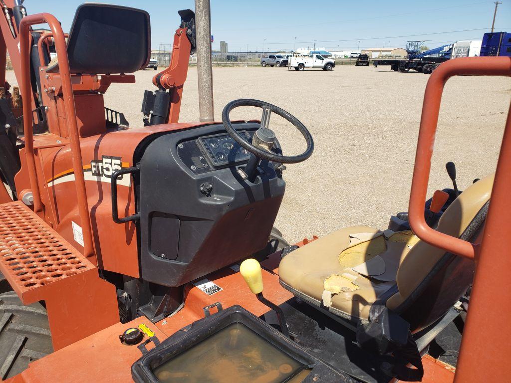 2007 Ditch Witch RT55 Trencher