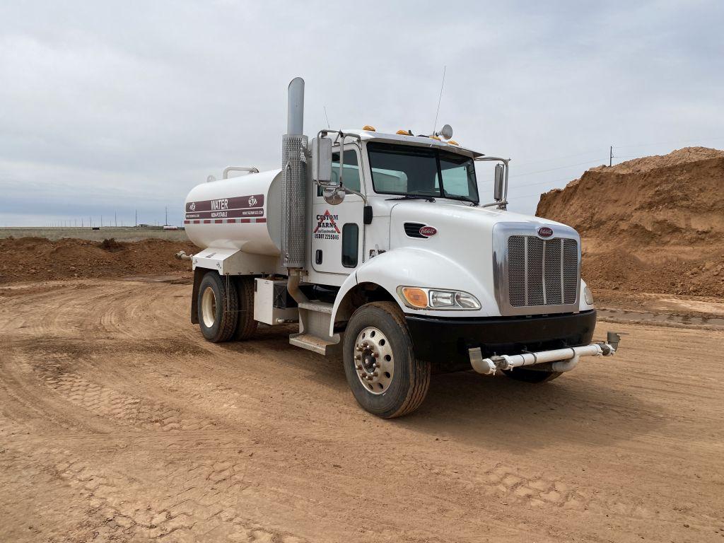 2008 Peterbilt Water Truck 2007 Peterbilt Water Truck