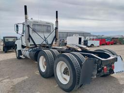 2008 Mack CHU613 600 Cab-Behind-Engine Truck Tractor