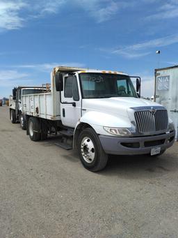 2009 International 4300 CONVENTIONAL CAB Dump Truck