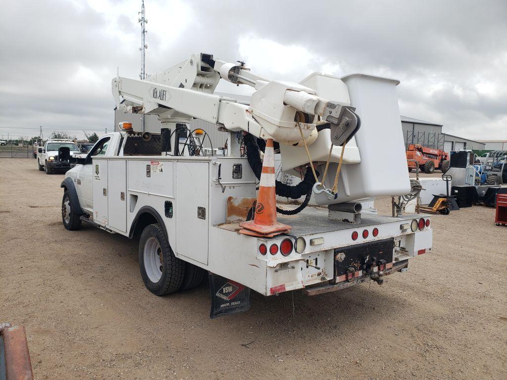 2012 Ram 5500 Chassis  Regular Cab 2D Bucket Truck