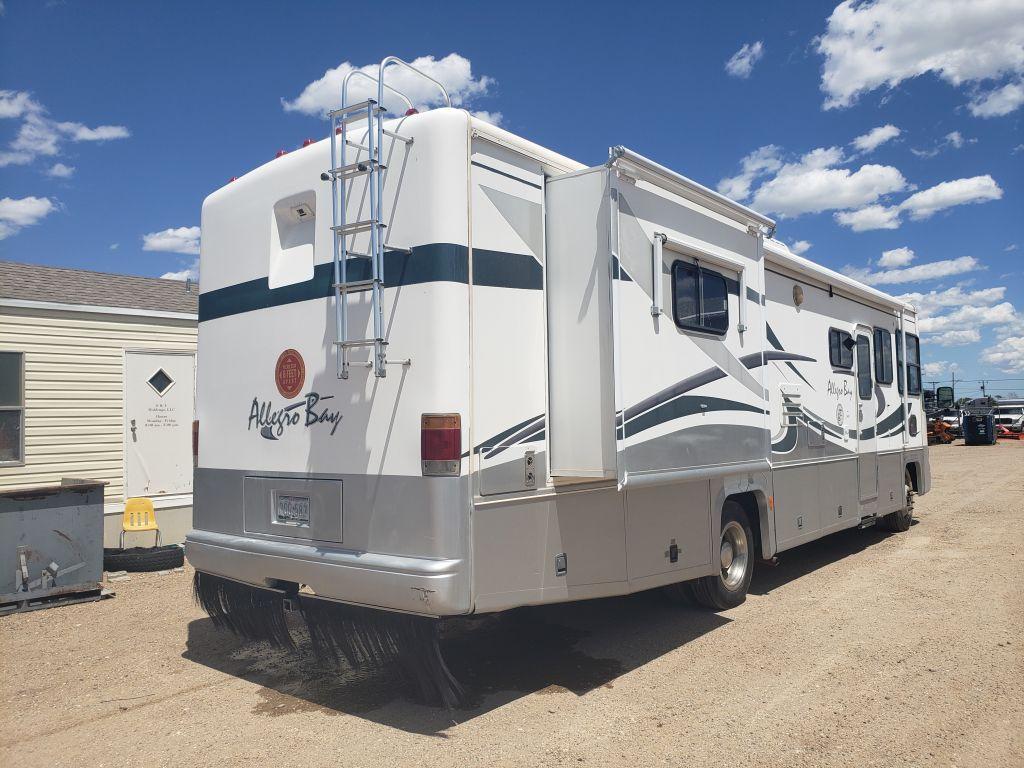 2001 Workhorse Custom Chassis W22 Forward Control Base Motor Home