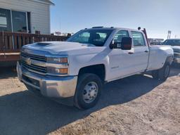 2017 Chevrolet Silverado 3500 W/T Crew Cab / LWB 4D