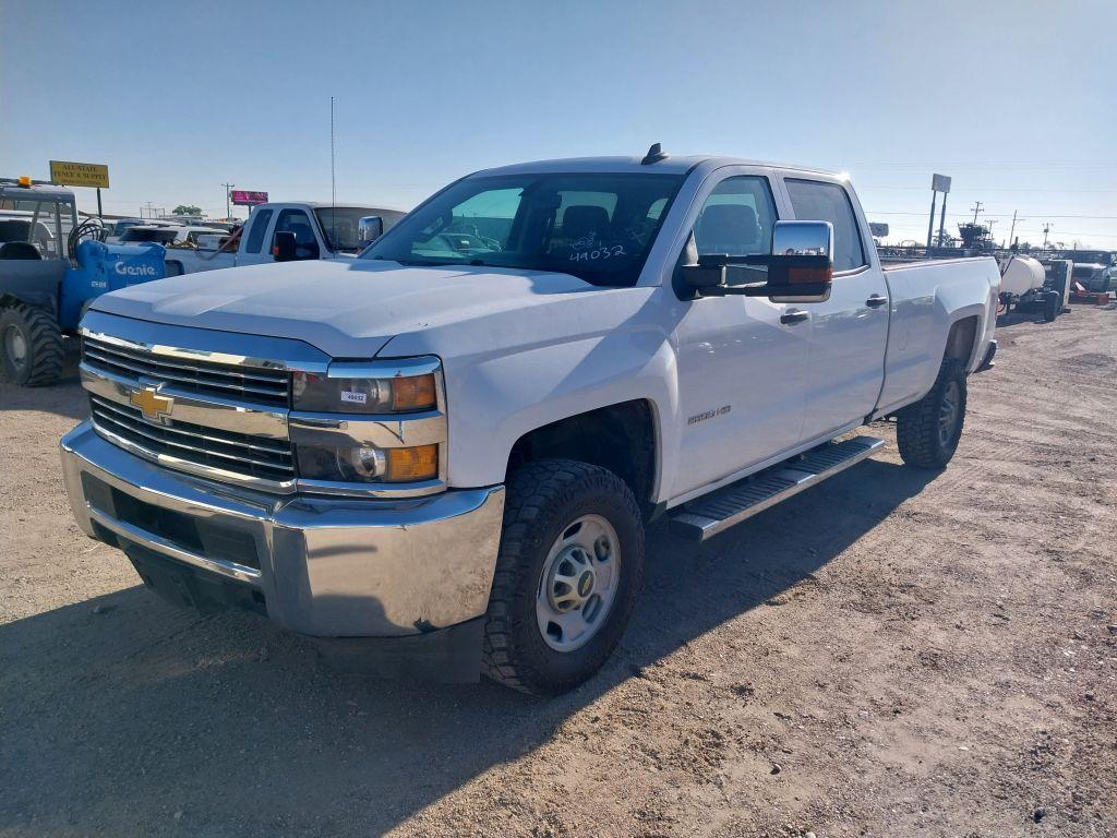 2016 Chevrolet Silverado 2500 W/T Crew Cab / LWB 4D