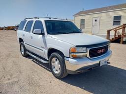 2004 GMC Yukon SLE  SUV 4D