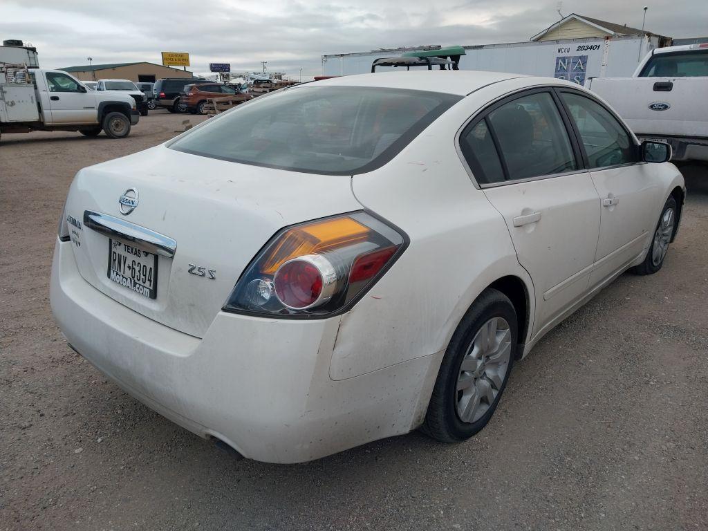 2012 Nissan Altima S  Sedan 4D