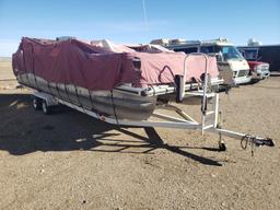 1994 Landau Pontoon Boat