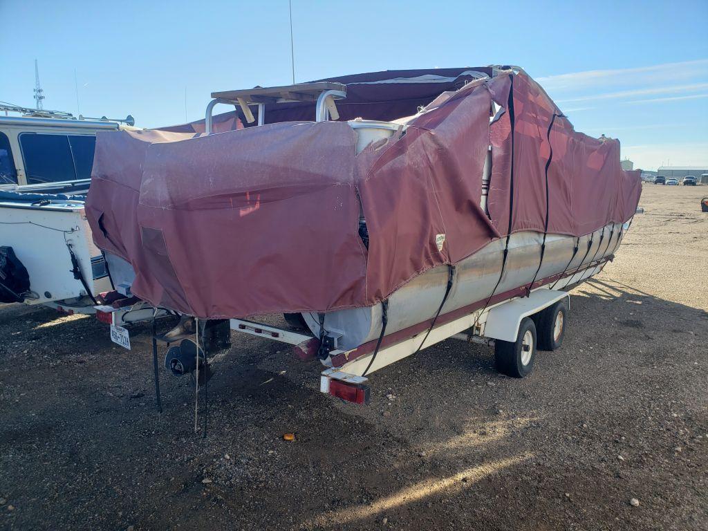 1994 Landau Pontoon Boat