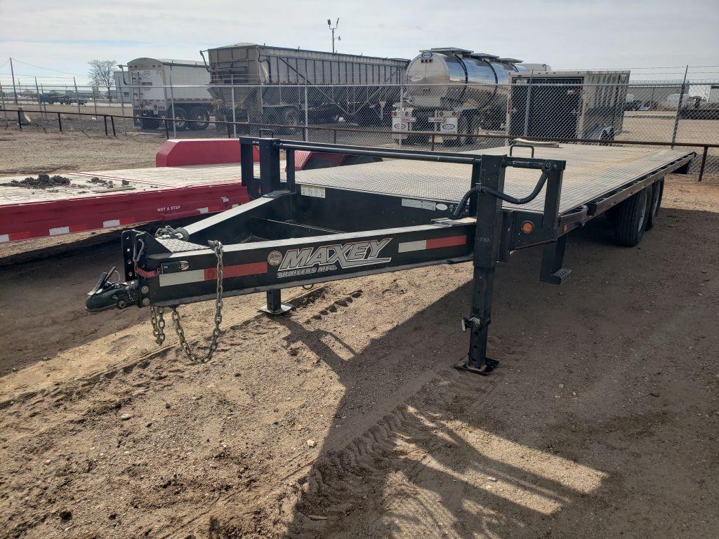 2015 Maxey Flatbed Trailer