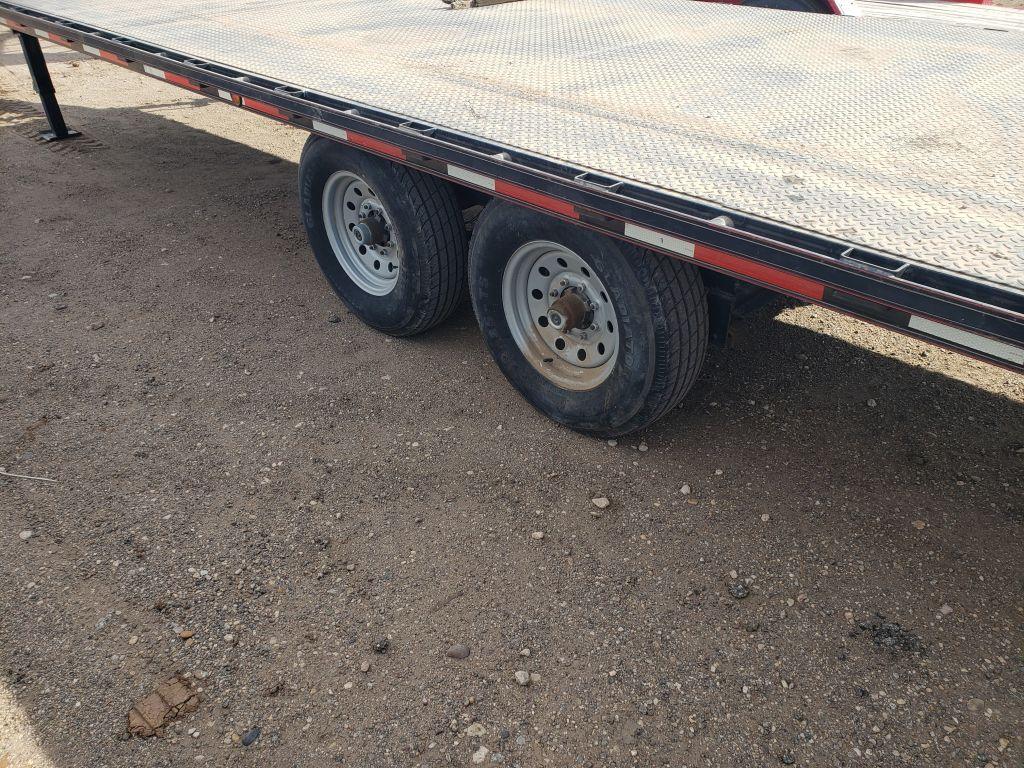2015 Maxey Flatbed Trailer