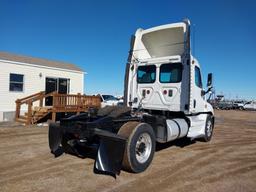 2009 Freightliner Day Cab