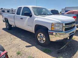 2013 Chevrolet Silverado 2500 W/T Extended Cab / LWB / SWB 4D