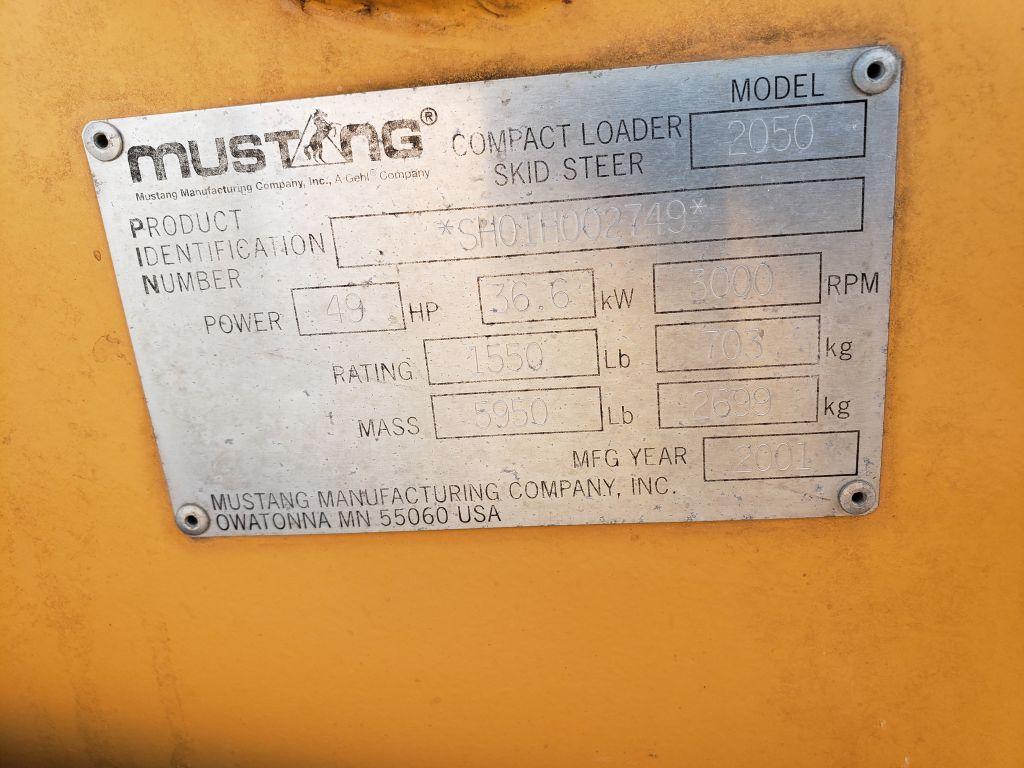 2001 Mustang 2050 Skid Steer