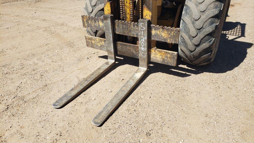 John Deere JD486E-2WD-21-6 Forklift