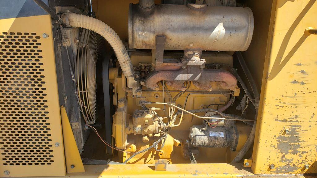 John Deere JD486E-2WD-21-6 Forklift