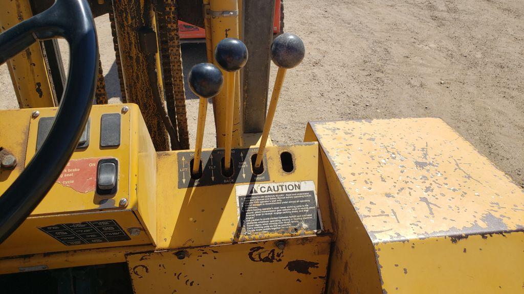 John Deere JD486E-2WD-21-6 Forklift