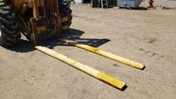 International 4500-B Forklift