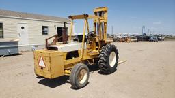 International 4500-B Forklift
