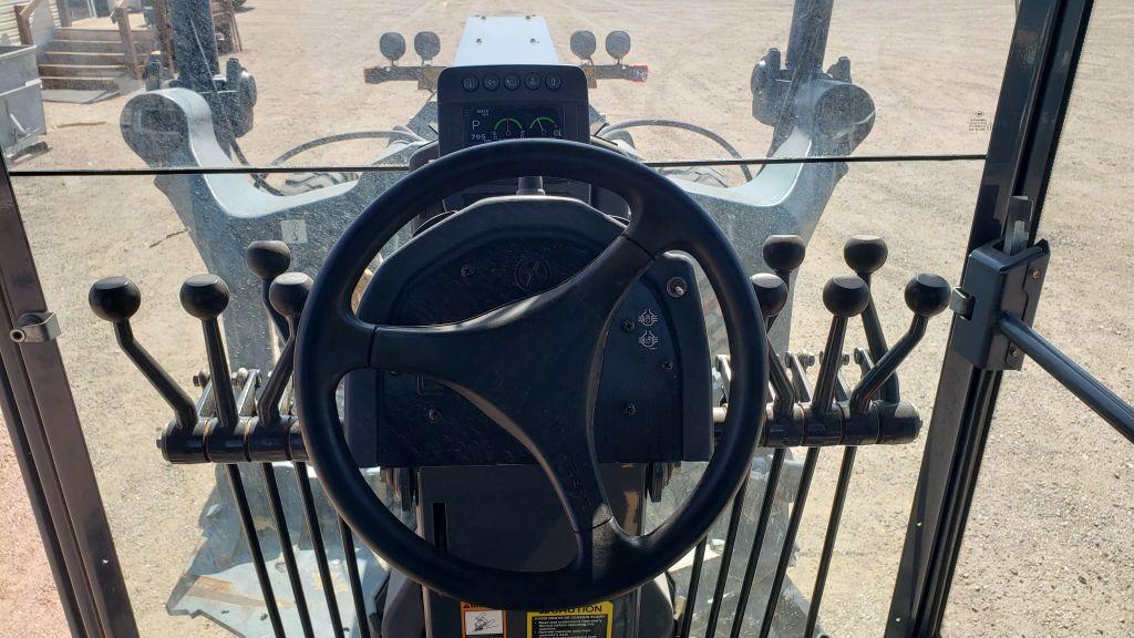 2014 John Deere 670G Motor Grader