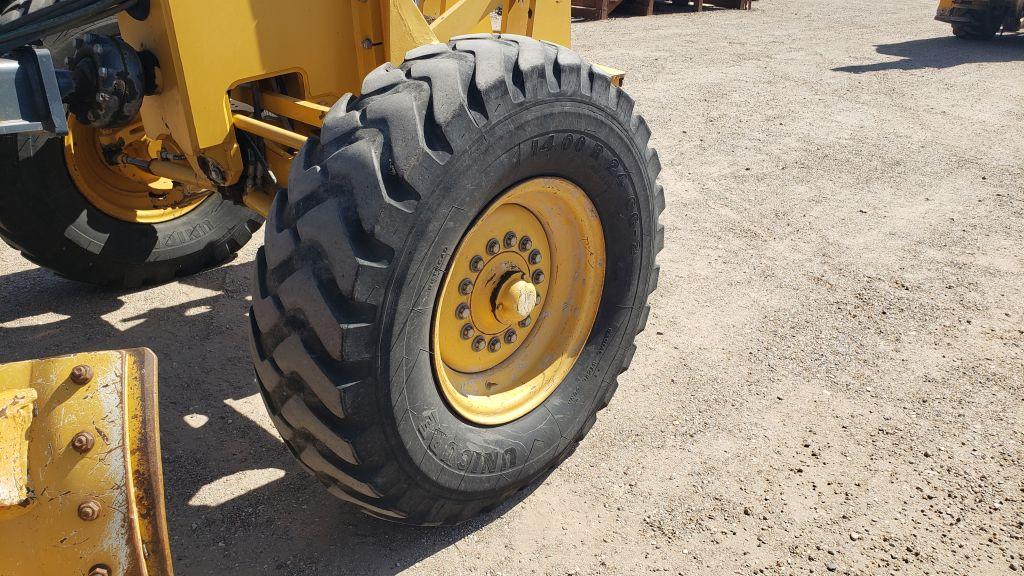 2014 John Deere 670G Motor Grader