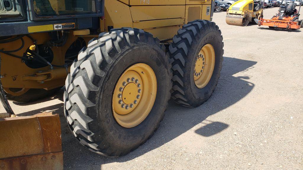2014 John Deere 670G Motor Grader