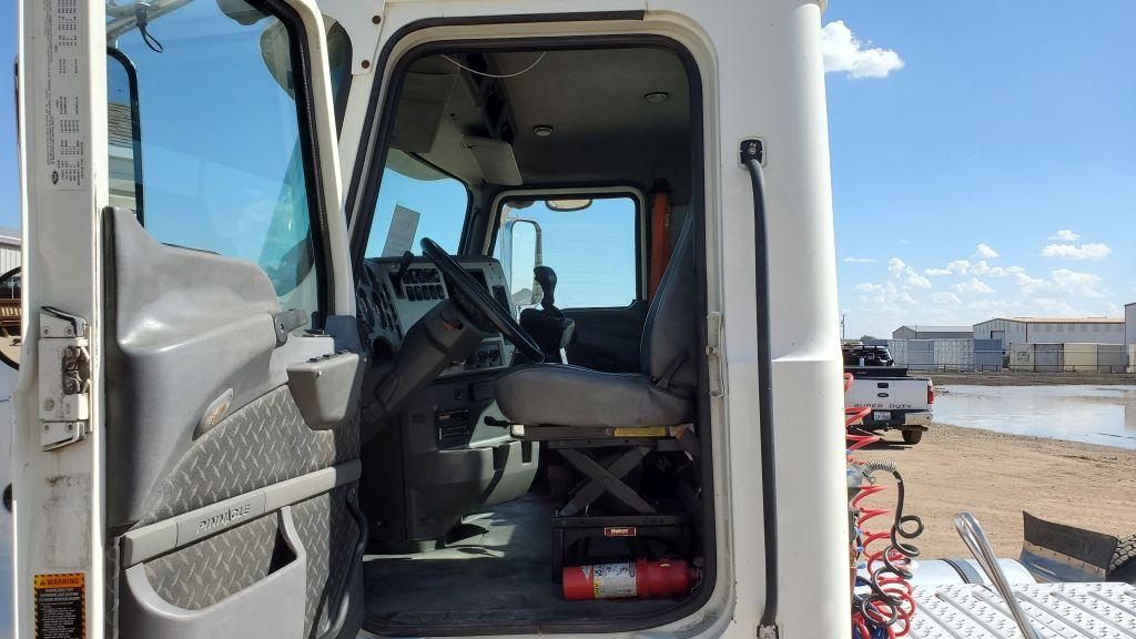 2008 Mack CXU613 600 Cab-Behind-Engine Truck Tractor