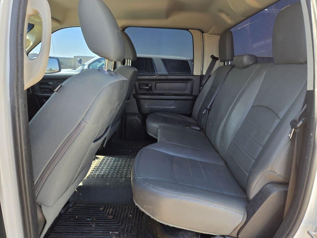 2016 Ram 1500 SLT Crew Cab 4D