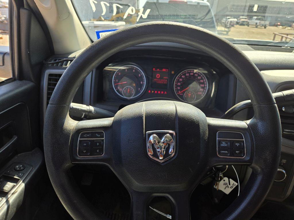 2016 Ram 1500 SLT Crew Cab 4D