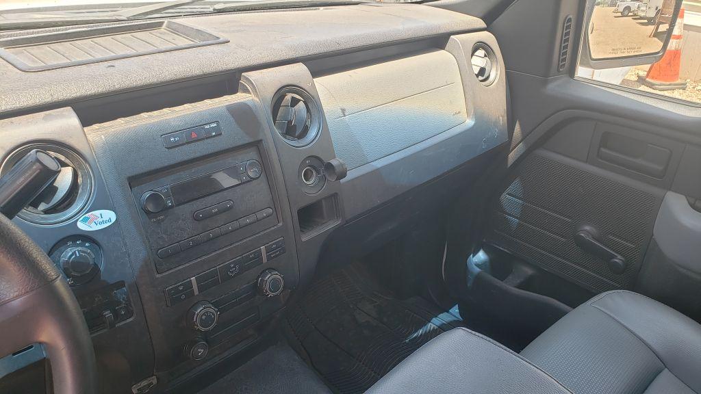 2012 Ford F150  STX Supercab 4D STX