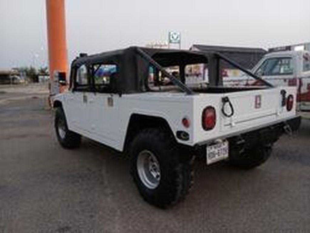 1999 Hummer H1