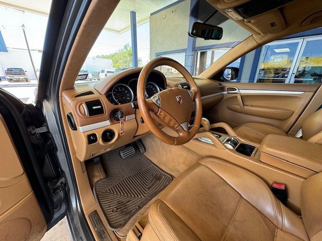 2008 Porsche Cayenne GTS 2008 Porsche Cayenne GTS SUV 4D