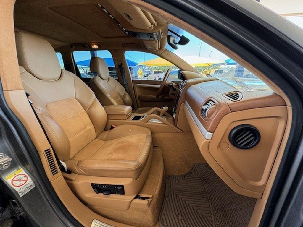 2008 Porsche Cayenne GTS 2008 Porsche Cayenne GTS SUV 4D