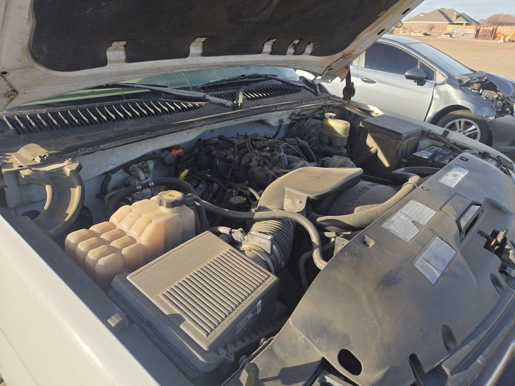 2000  Chevrolet  Silverado 1500 LT  Extended Cab 2D