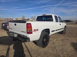 2000  Chevrolet  Silverado 1500 LT  Extended Cab 2D