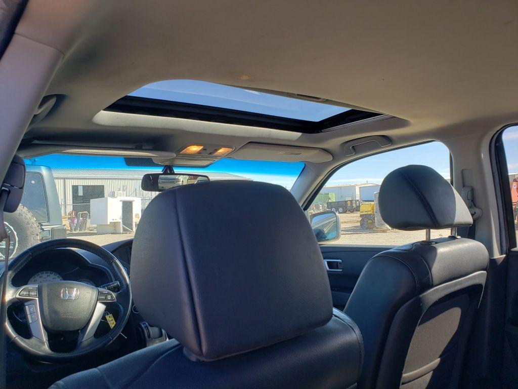 2012  Honda  Pilot EX-L  SUV 4D