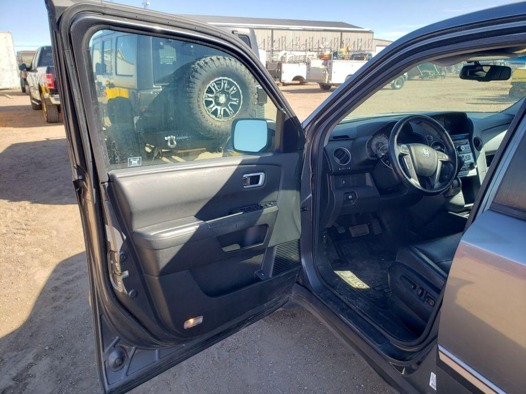 2012  Honda  Pilot EX-L  SUV 4D