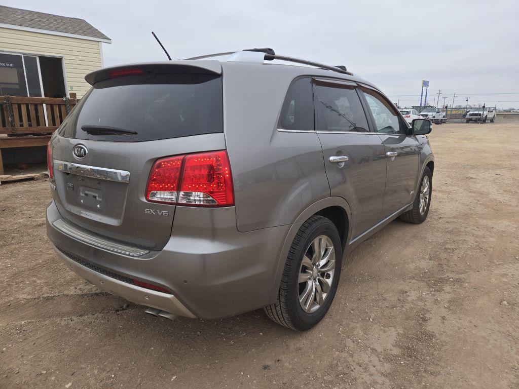 2012  Kia  Sorento SX  SUV 4D