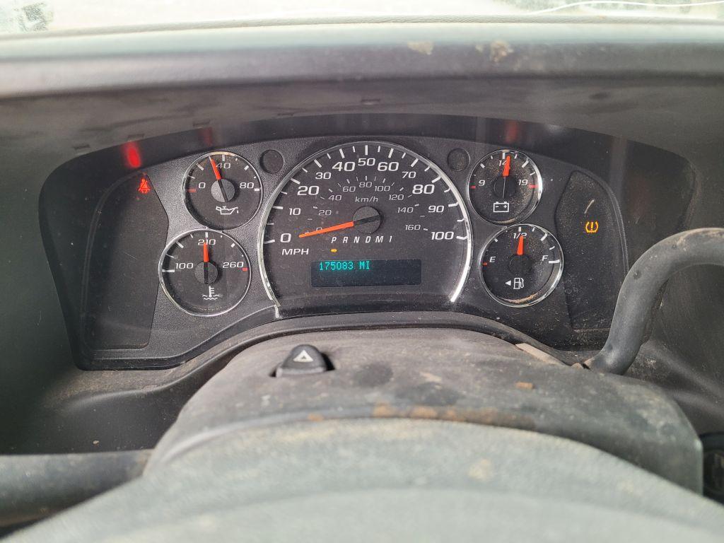 2011  Chevrolet  Express 2500   Extended Cargo Van 3D
