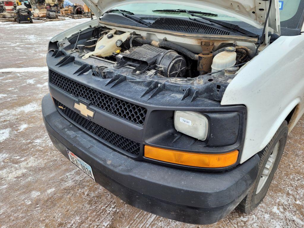 2011  Chevrolet  Express 2500   Extended Cargo Van 3D