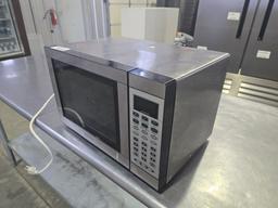 Emerson Microwave Oven