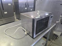 Emerson Microwave Oven