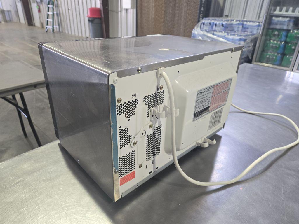 Emerson Microwave Oven