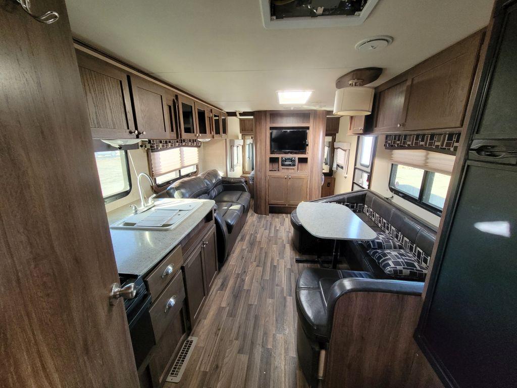 2015  Keystone  Coleman  Travel Trailer