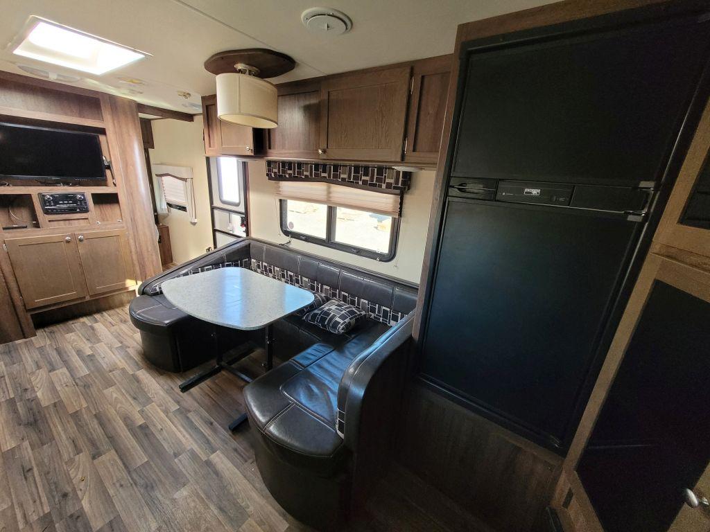2015  Keystone  Coleman  Travel Trailer