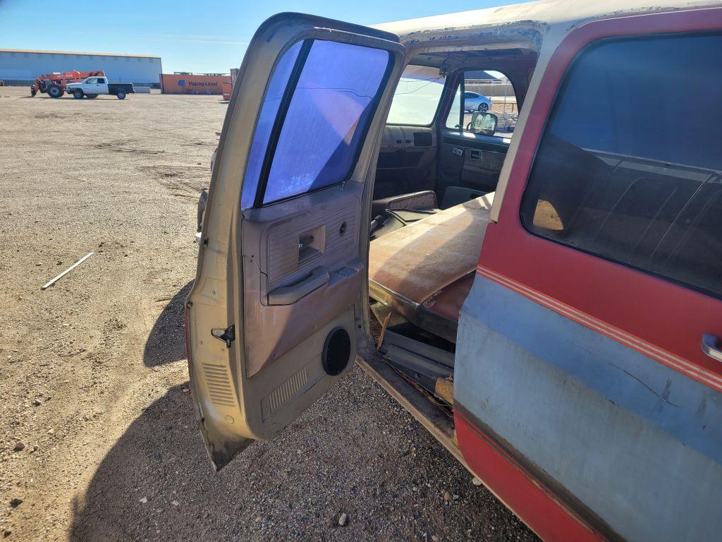 Chevrolet  Suburban Limo Conversion