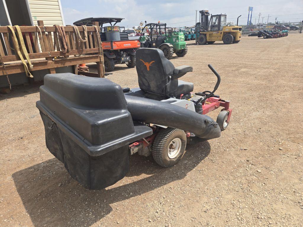 eX-mark Quest   Zero Turn Mower  E-Series